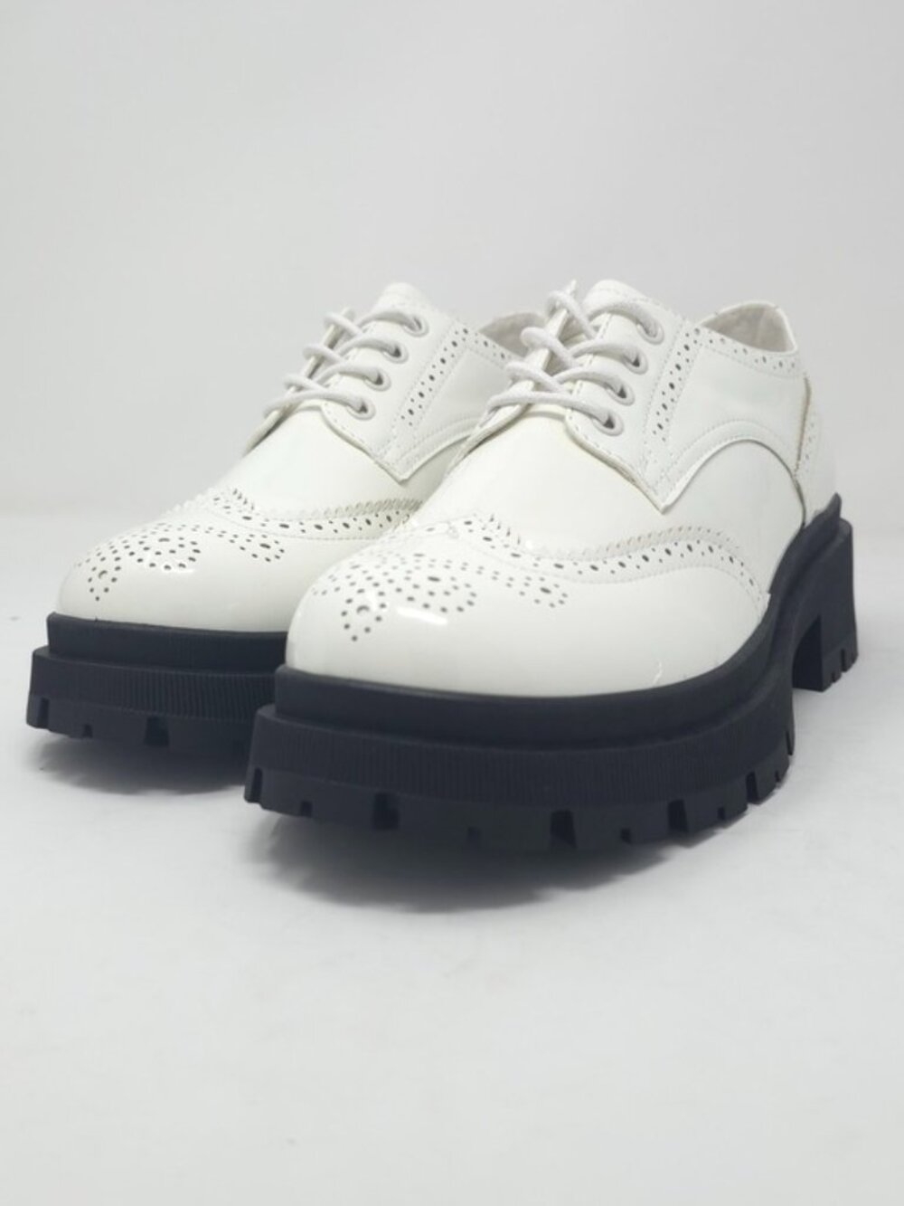 White Chunky Faux Leather Platform Oxford Lace Up Lug Sole Brogue